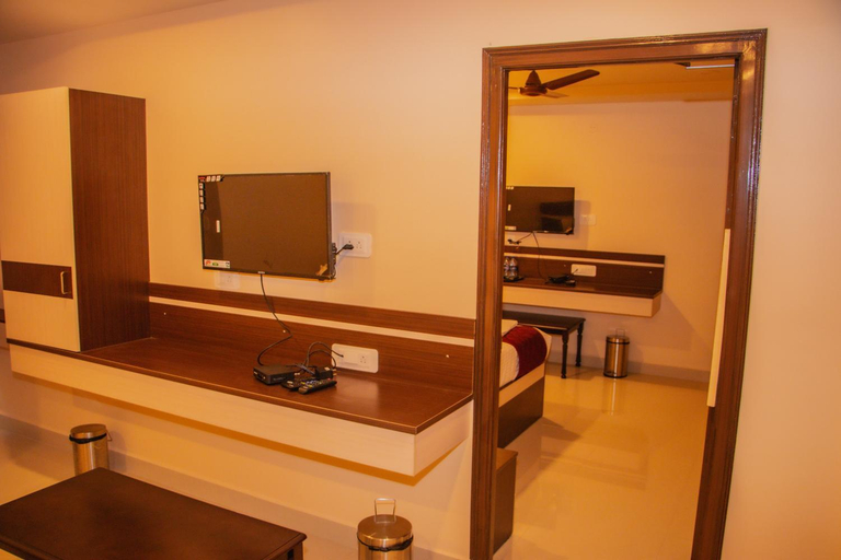 Bathroom 5, Hotel Mountview Comforts, Chittoor