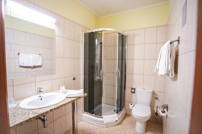 Bathroom 4, Business Hotel Vega, Środa Śląska
