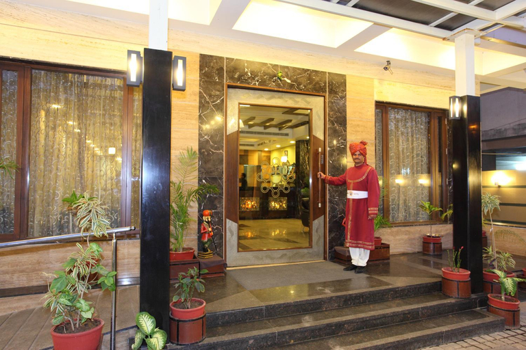 Exterior & Views 2, Hotel Amantra Comfort, Udaipur