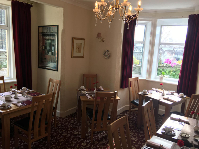 Others 5, Lincoln Guest House, Cumbria