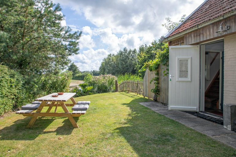 Others 5, Eendrachtweg 4, Texel