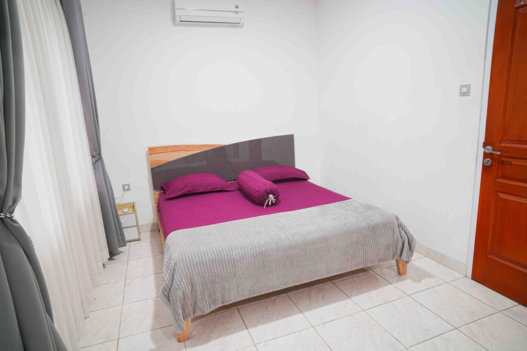 Bedroom 1, Schones Haus Private Pool & Netflix by GroRental, Bandung