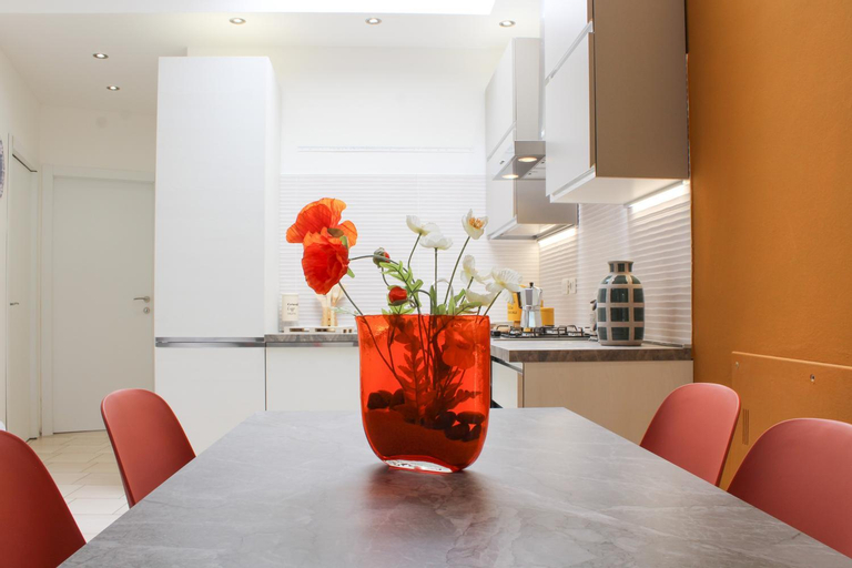 Dining Room 10