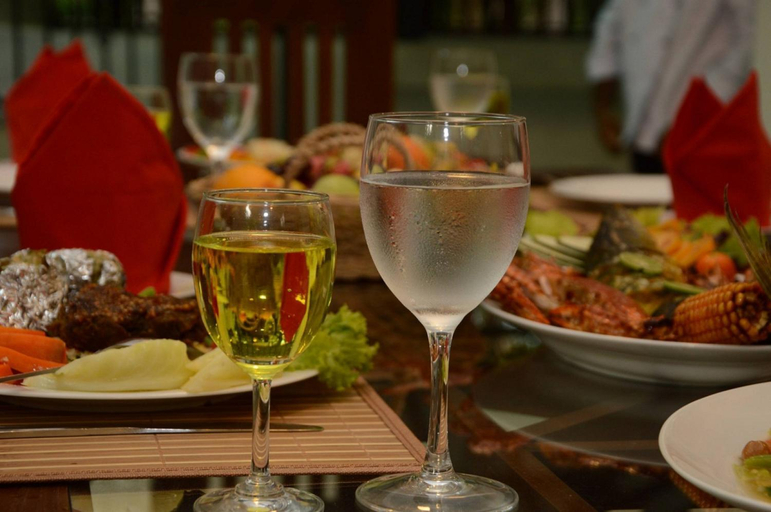 Food & Drinks 5, highway reach Layathraa, Kaduwela