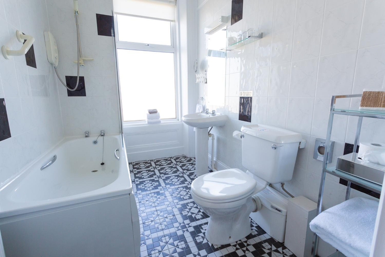 Bathroom 3, Shelleven Guest House, North Down and Ards
