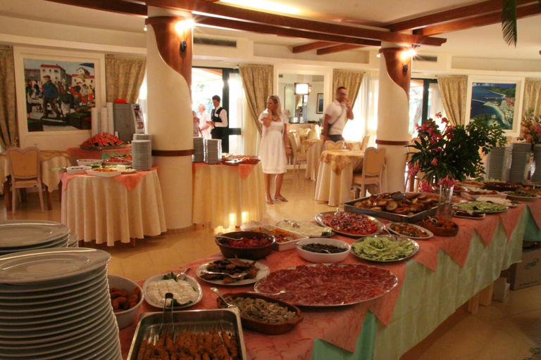 Food & Drinks 5, Solemare Village, Vibo Valentia
