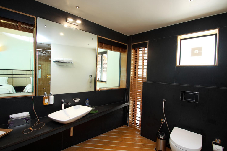 Bathroom 4, The IBNII Coorg, Kodagu