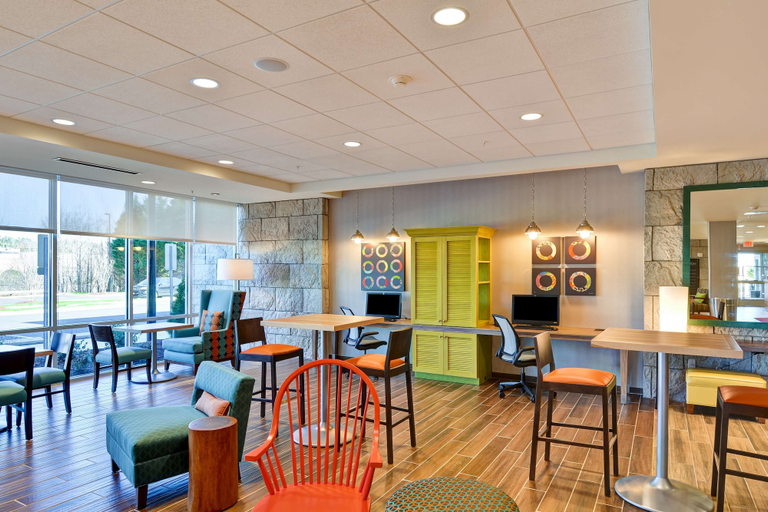 Food & Drinks 5, Home2 Suites by Hilton Winston-Salem Hanes Mall, Forsyth