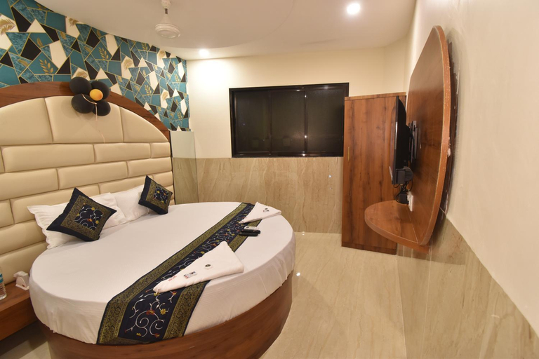Bedroom 3, Hotel Dream Palace Residency, Mumbai Suburban