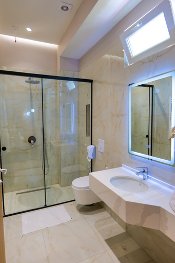 Bathroom 4, LORD Hotel Tirana, Tiranës