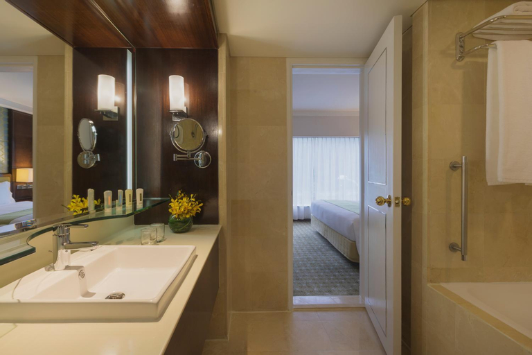 Bathroom 8
