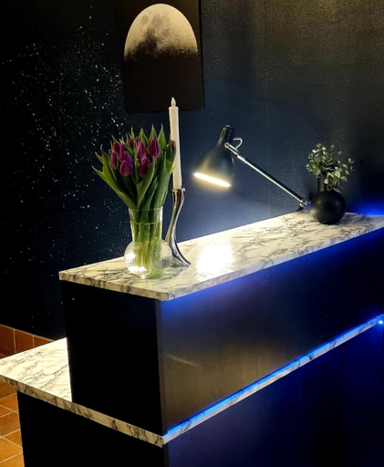 Others 5, Hotell Tre Systrar, Eskilstuna