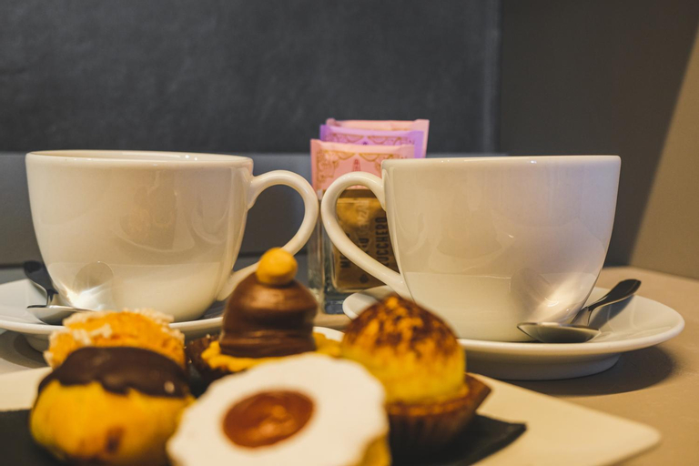Food & Drinks 11