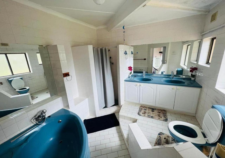 Bedroom 2, Surf and Sun Accommodation, Ugu
