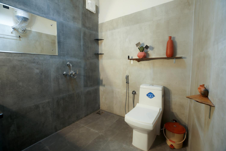 Bathroom 3, Craft Hostels, North Goa