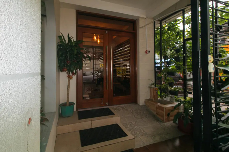 Others 5, Catlea inn, Pasay City