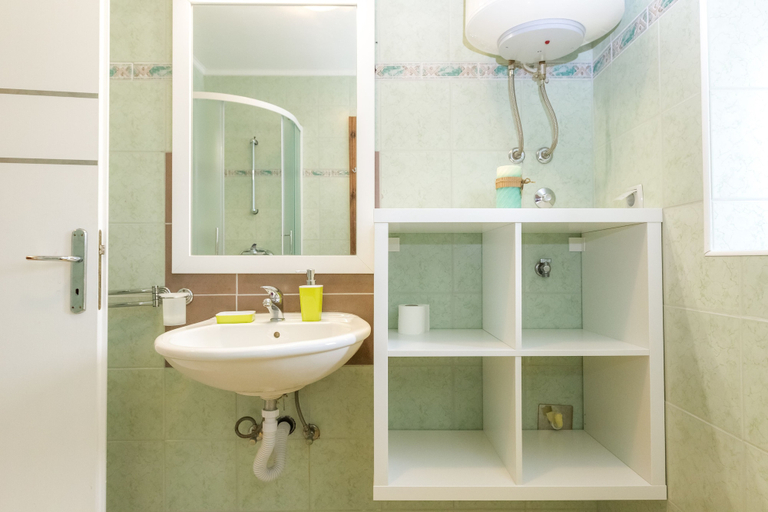 Bathroom 4, Apartments in City Center Ventus, Novalja