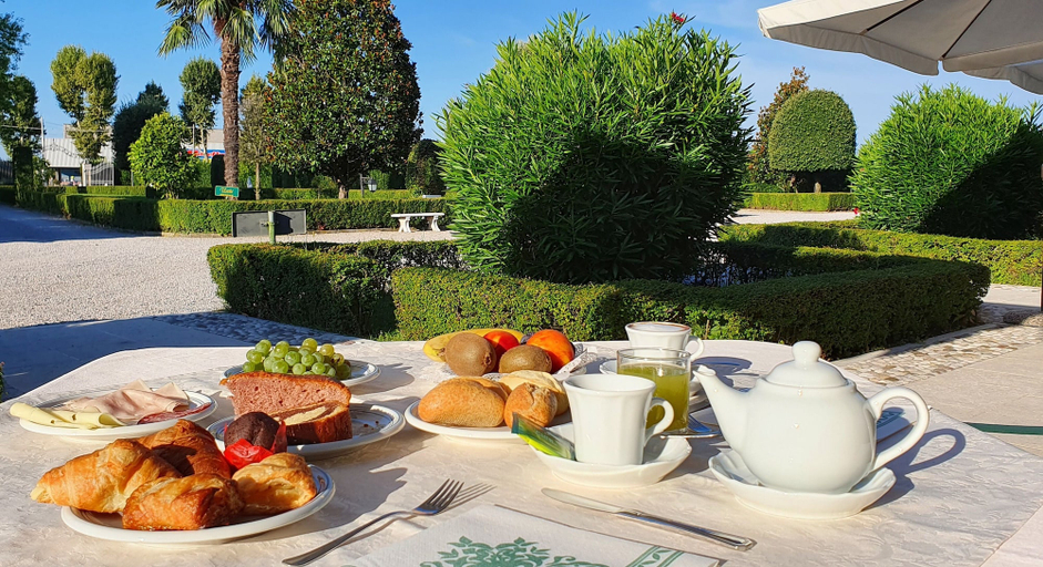 Food & Drinks 4, Villa Serena Agriturismo, Treviso