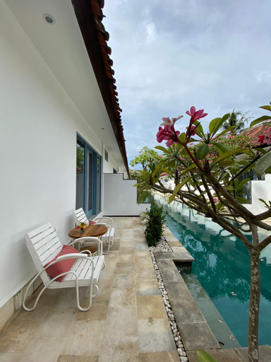 Swimming Pool 5