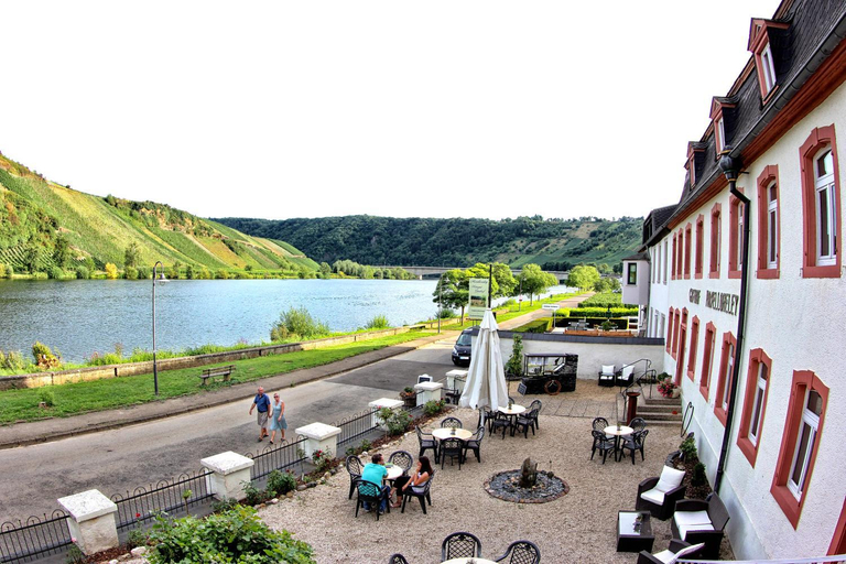 Others 3, Hotel- Weingut- Moselloreley, Bernkastel-Wittlich