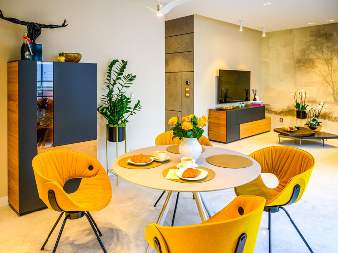 Dining Room 13
