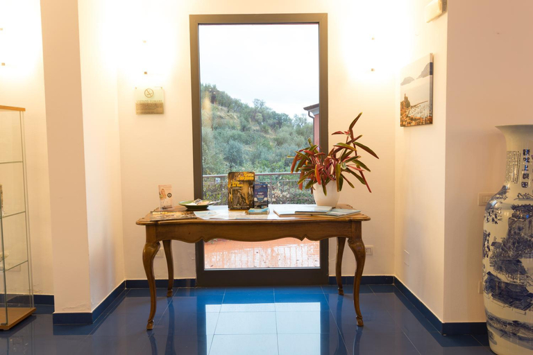 Public Area 3, Baia Blu RTA Residence, La Spezia