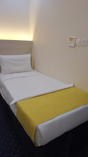 Bedroom 3, Radwan Al Diyafah Hotel, Makkah