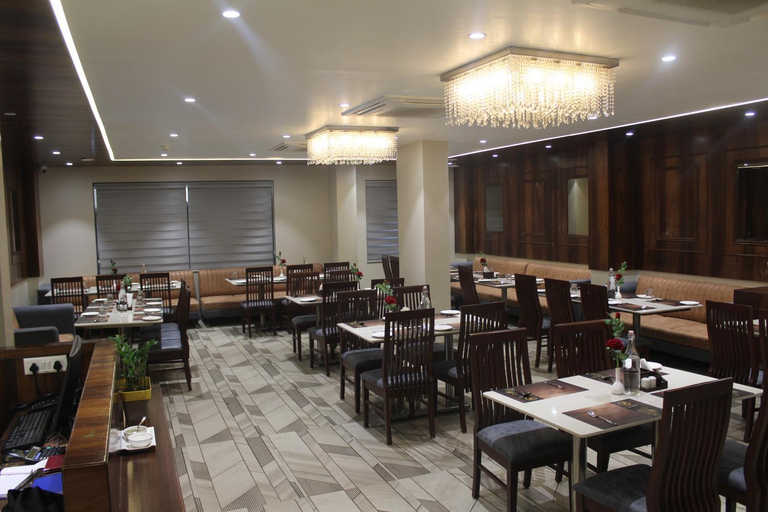 Food & Drinks 5, Rudra Royals , Ahmadnagar