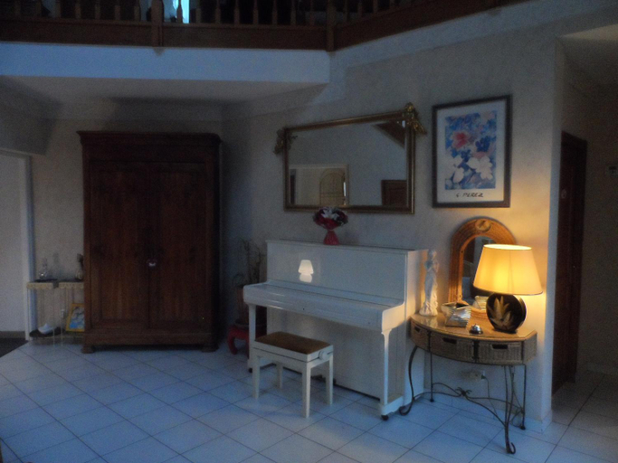 Public Area 2, Cafecouet'Breizh, Ille-et-Vilaine
