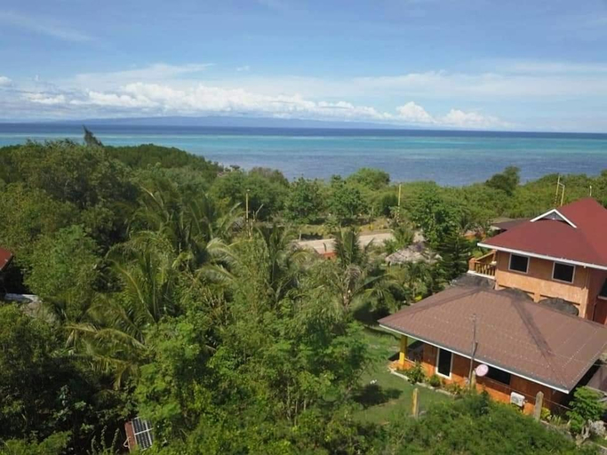 Others 2, Saschas Place, Siquijor