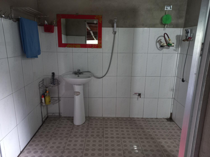 Bathroom, Homestay Hoang Vu, Yên Minh