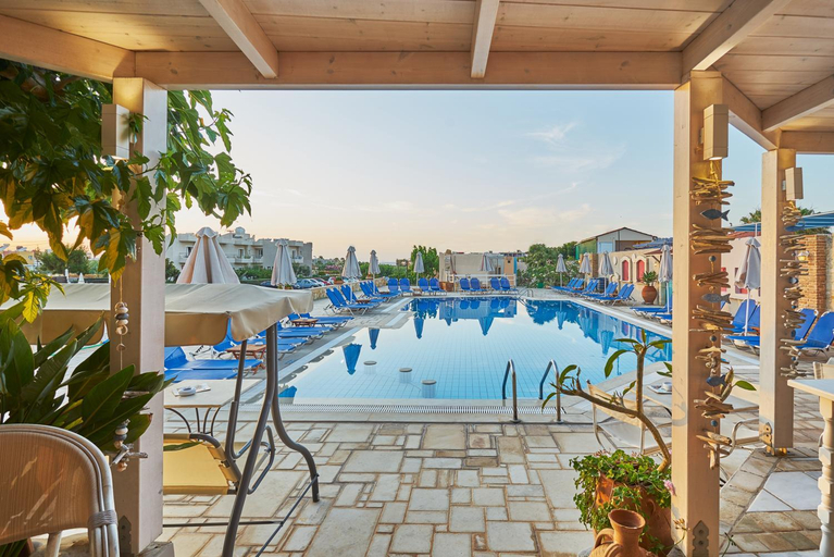 Sport & Beauty 3, Golden Bay Apartments-Garden Haven, Crete