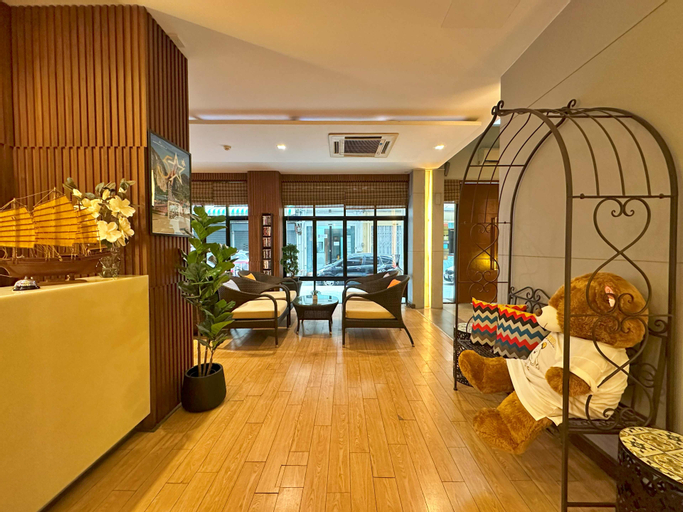 Public Area 3, iCheck inn Gems Center Silom, Bang Rak