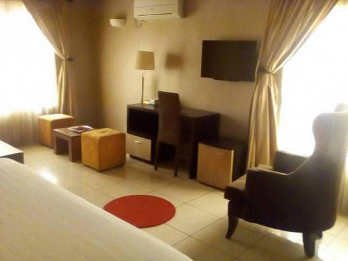 Bedroom 2, Swiss Cottage Suites, Ikeja