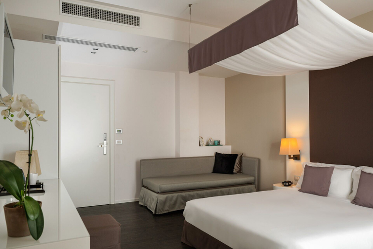 Bedroom 4, Hotel Ines, Rimini