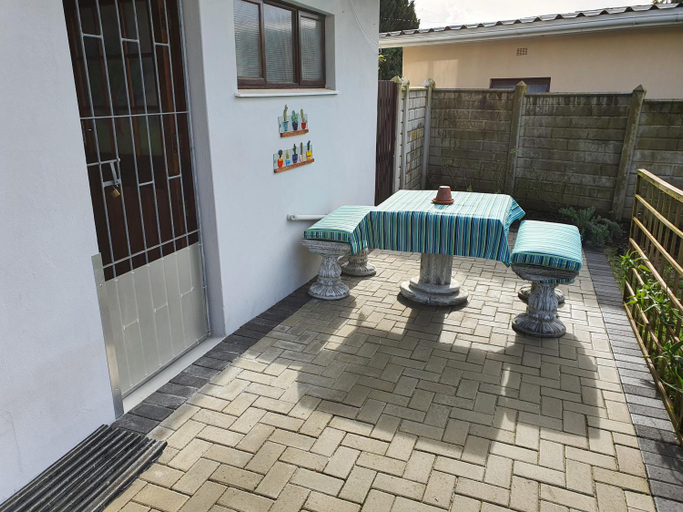Others 2, GlassTree B&B, Overberg
