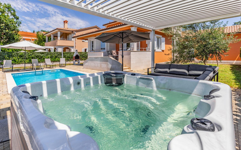 Sport & Beauty 2, Lotus Villas Resort, Pula
