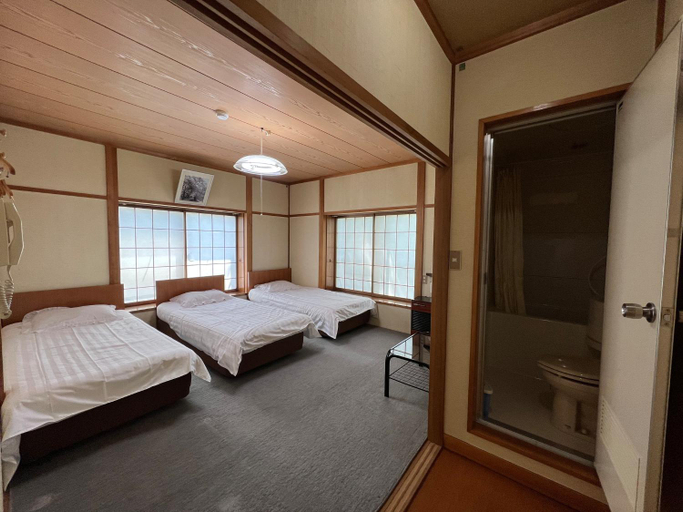 Bedroom 2, Norikura Kogen No Yado Irodori, Matsumoto