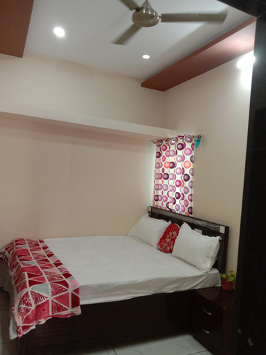 Bedroom 2, ARADHYA PRIME HOME STAY, Narmada