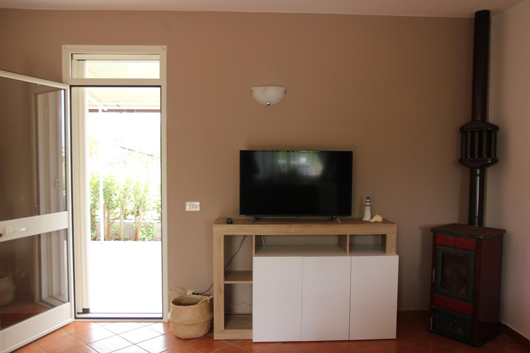 Others 4, Villa Antonella, Syracuse