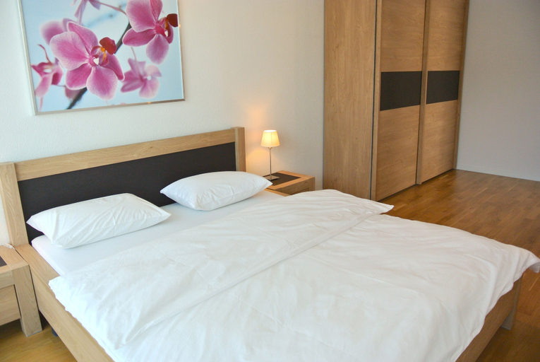 Room 3, Nest - Nordstrasse 19, Zug