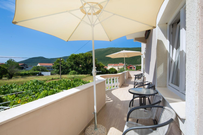 Facilities 2, Apartments Al Parma