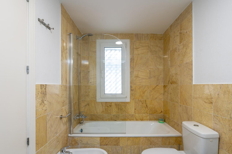 Others 5, Ground floor apartment Na, Málaga