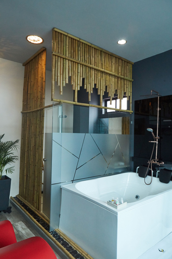 Bathroom 4, Zensual, Santafé de Bogotá