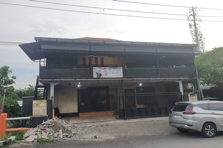 Exterior & Views 1, OYO 93623 Assalam Homestay Syariah, Surabaya