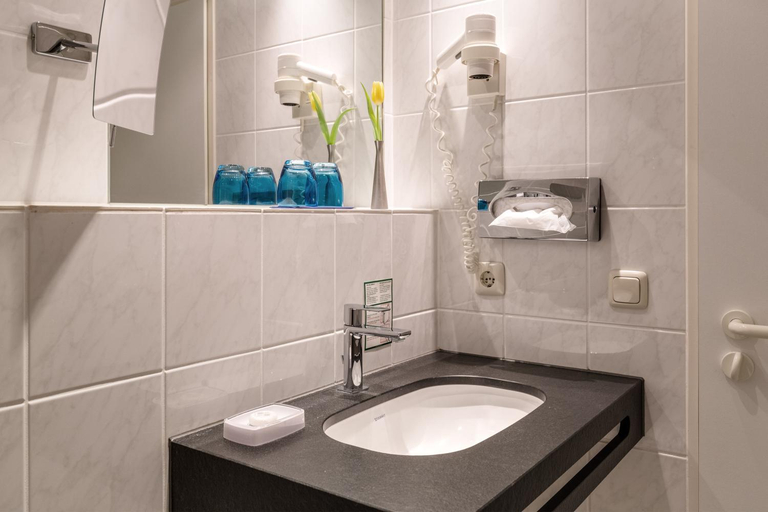Bathroom 3, Hotel Seehof, Starnberg
