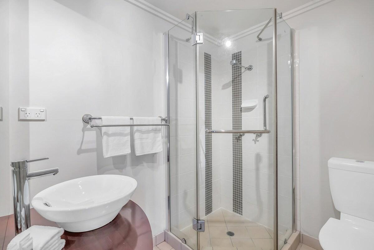 Bathroom 4, Whitefield Waters- resort living, Cairns