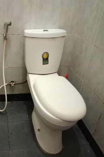Bathroom 3, Hotel O Homestay Vicky 2 Syariah, Surabaya