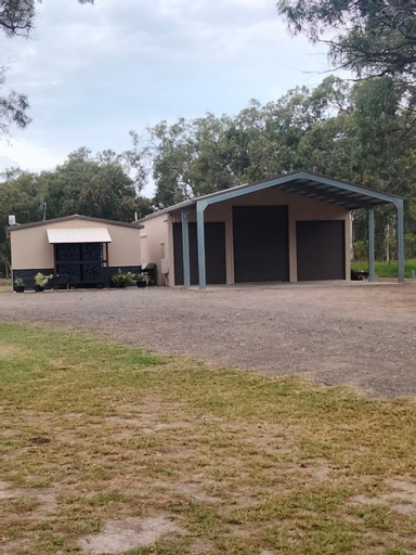 Sonnys Piece Of Paradise, Miriam Vale