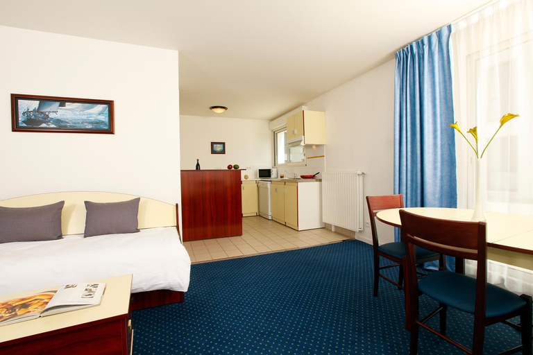 Bedroom 3, Appart'City Classic Rennes Beauregard, Ille-et-Vilaine